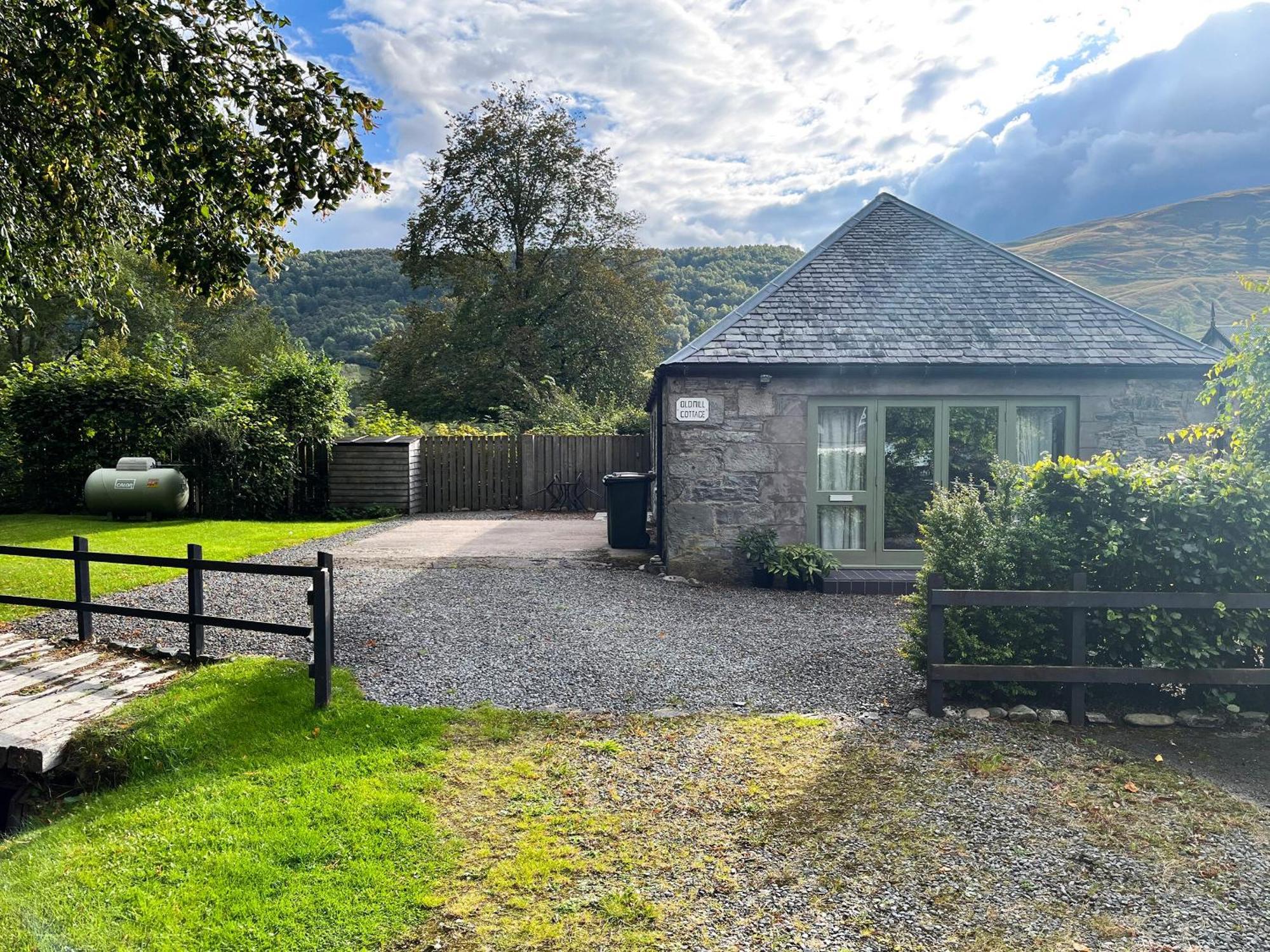 Old Mill Cottage Blair Atholl Bagian luar foto